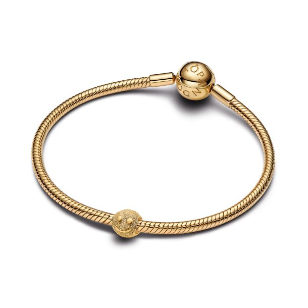 Pandora Moments 14K Gold-Plated Textured Happy Face Mini Charm