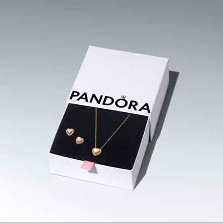 Pandora Moments 14K Gold-Plated Golden Heart Halo Jewelry Gift Set