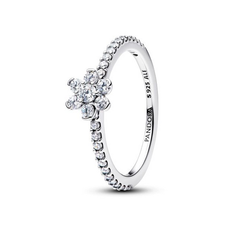 Pandora Sparkling Flower Ring Size 6