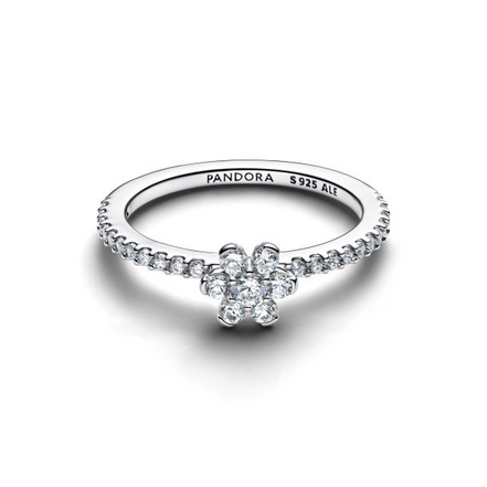 Pandora Sparkling Flower Ring Size 6