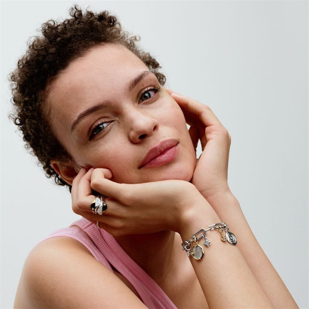 Pandora ME/Pandora  Pearlescent Butterfly Medallion Charm