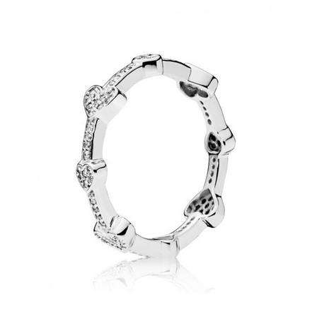 Pandora Timeless Alluring Hearts Ring Size 6