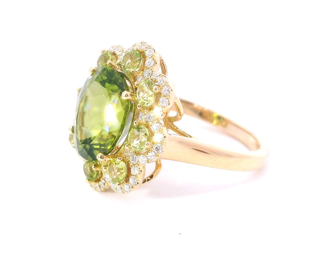 14K Yellow Gold Diamond And Peridot Fashion Ring