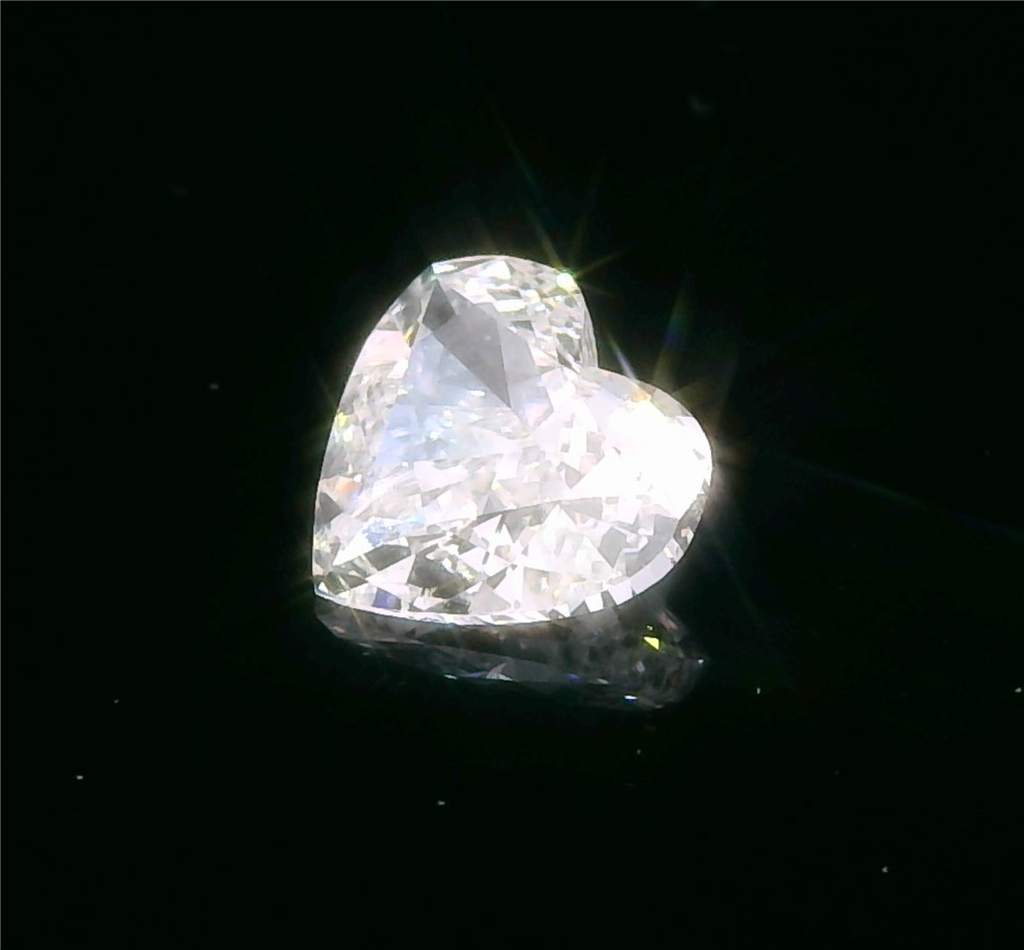 1.0Ct F-Si2 Heart Shaped Diamond Gia Cert