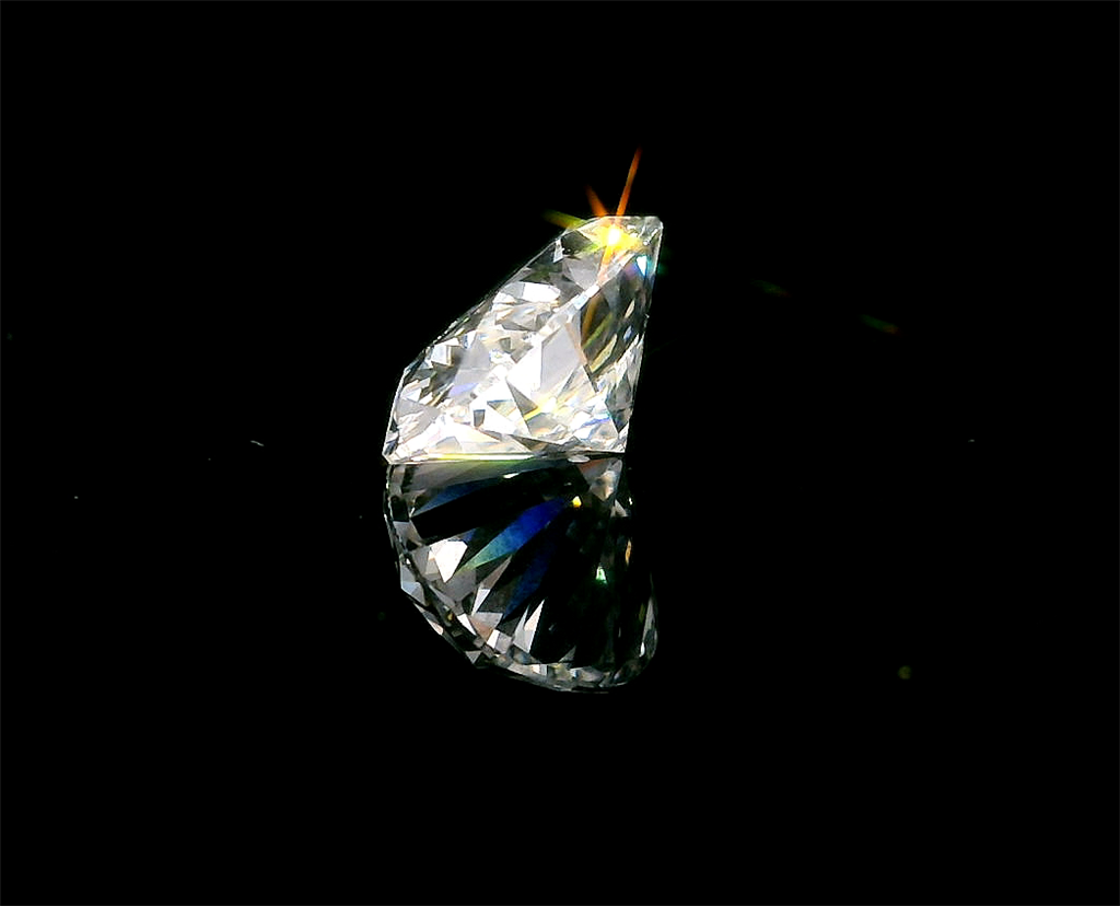 2.06Ctw E Vvs2 Lab Grown Oval Diamond