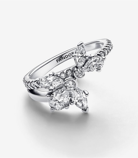 Pandora Timeless Sparkling Asymmetrical Herbarium Cluster Ring Size 7