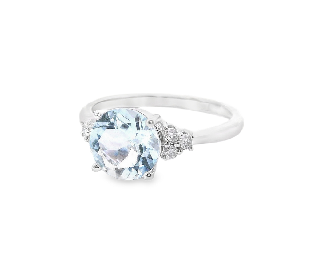 14K White Gold Diamond And Aquamarine Fashion Ring