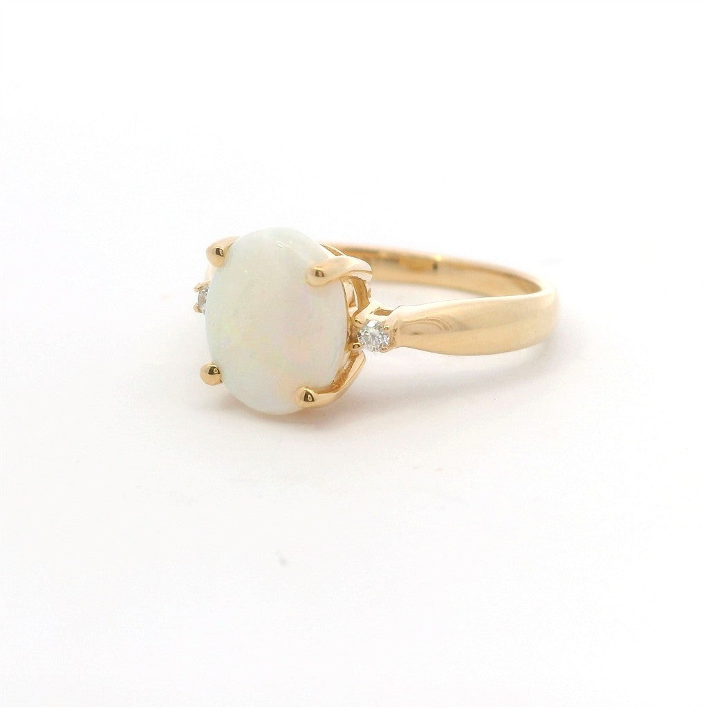 14K Yellow Gold Diamond & Opal Oval Shaped Fashion Ring