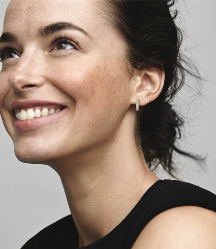 Pandora Timeless Pavé Single-Row Bar Stud Earrings