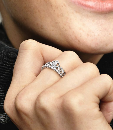 Pandora Moments Princess Tiara Crown Ring Size 6