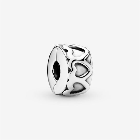 Pandora Moments Band of Hearts Clip Charm