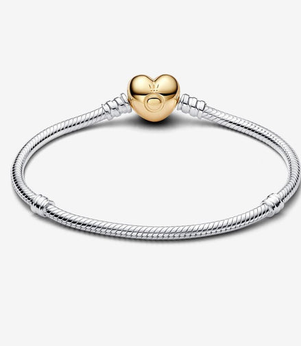 Pandora Moments Heart Clasp Snake Chain Bracelet Size 17