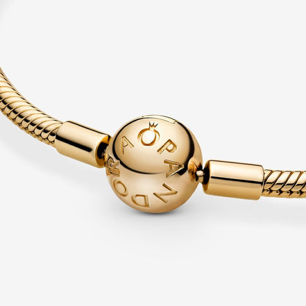 Pandora Moments Snake Chain Bracelet Size 18