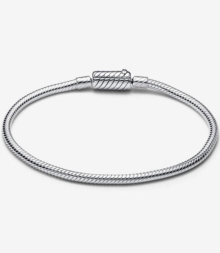 Pandora Moments Sliding Magnetic Clasp Snake Chain Bracelet Size 17