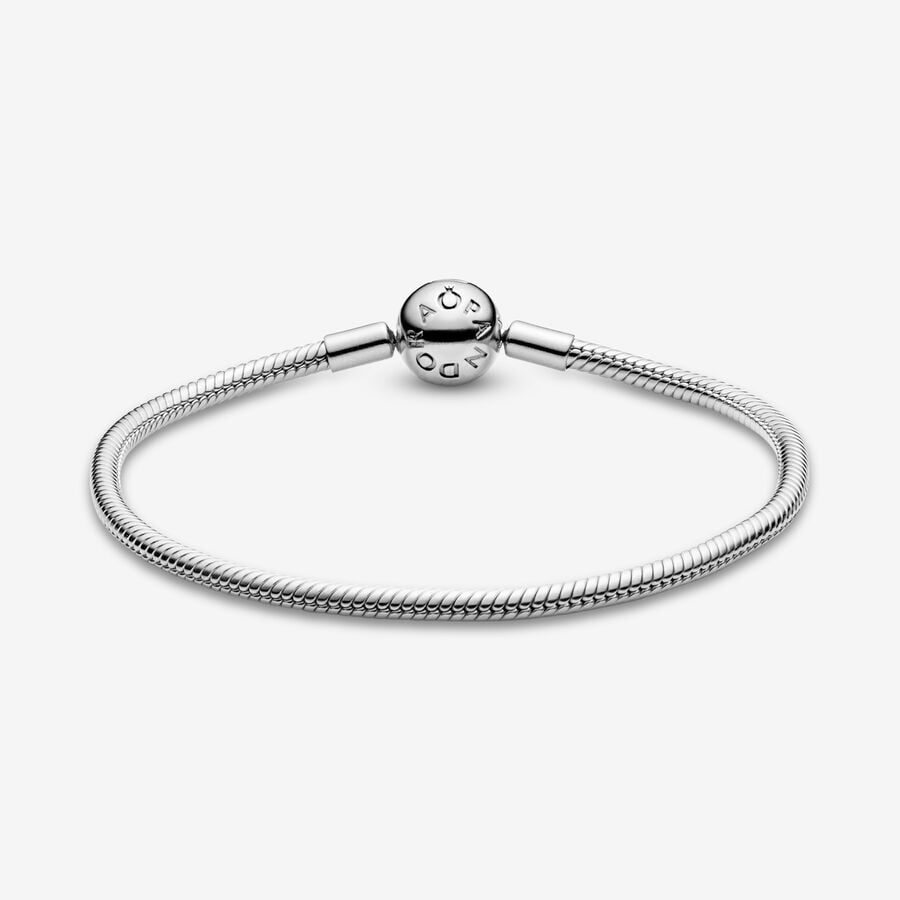 Pandora Moments Silver Round Clasp Snake Chain Bracelet Size 16