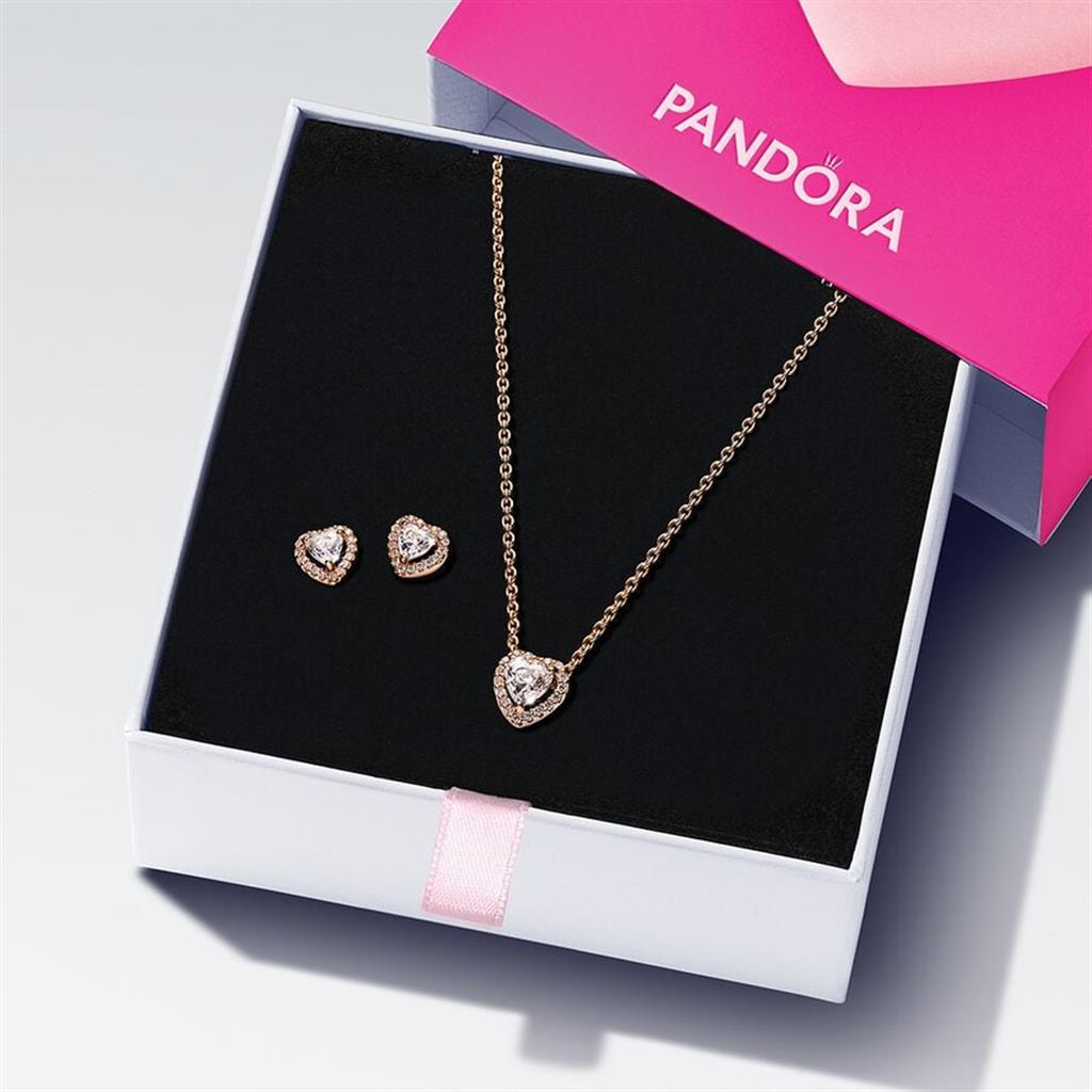 Pandora Timeless Sparkling Elevated Heart Jewelry Gift Set