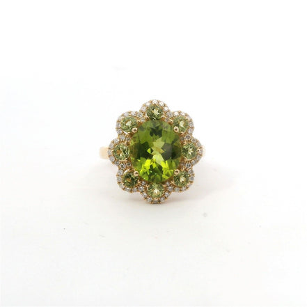 14K Yellow Gold Diamond And Peridot Flower Shaped Fashion Ring
