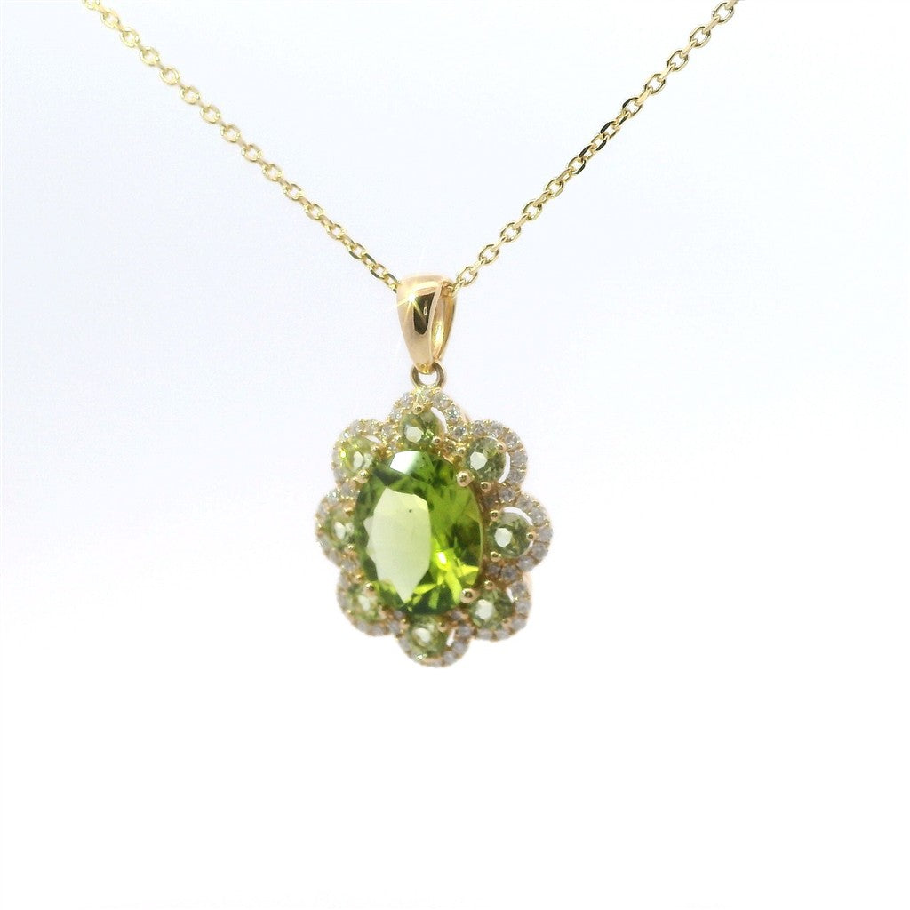 14K Yellow Gold Diamond & Peridot Flower Shaped Pendant Necklace