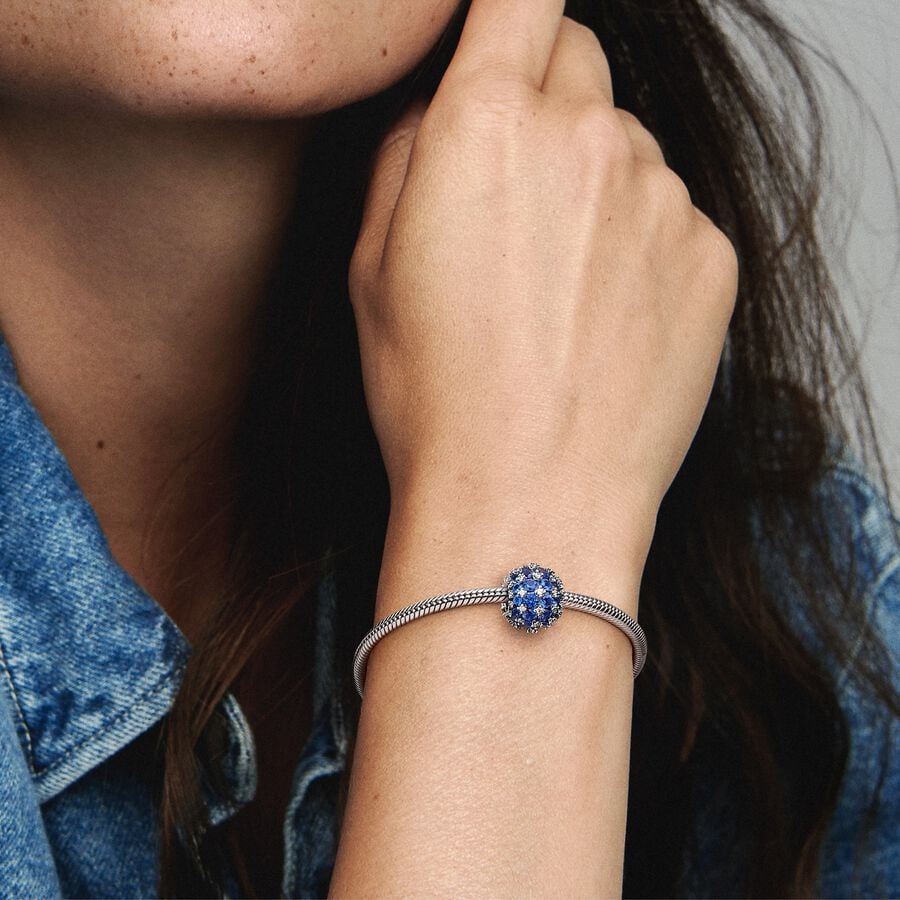 Pandora Moments Sparkling Pavé Round Blue Charm