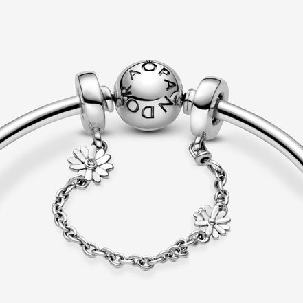 Pandora Moments Daisy Flower Safety Chain Charm