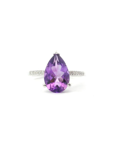 14K White Gold Diamond And Amethyst Pear Fashion Ring