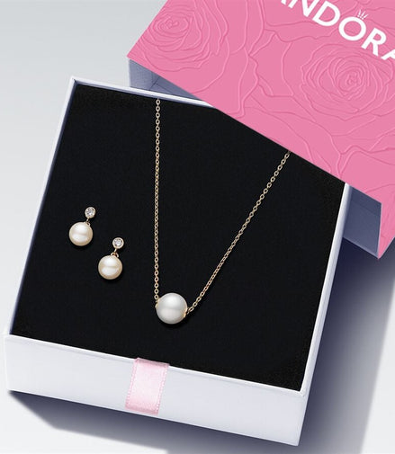 Pandora Essence Gold Plated Pearl Jewelry Set