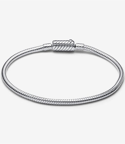 Pandora Moments Sliding Magnetic Clasp Snake Chain Bracelet Size 19