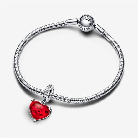 Disney X Pandora Mickey & Minnie Mouse Kiss Red Murano Glass Dangle Charm