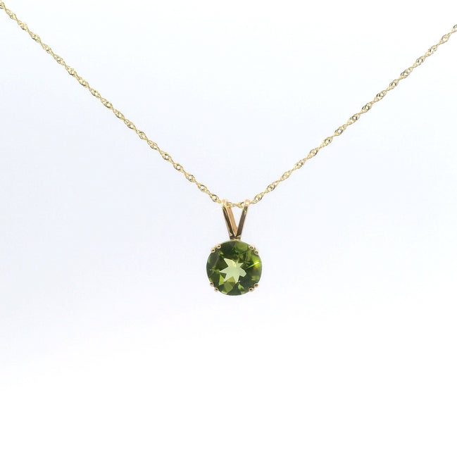 14K Yellow Gold 2 CT Peridot Pendant Necklace