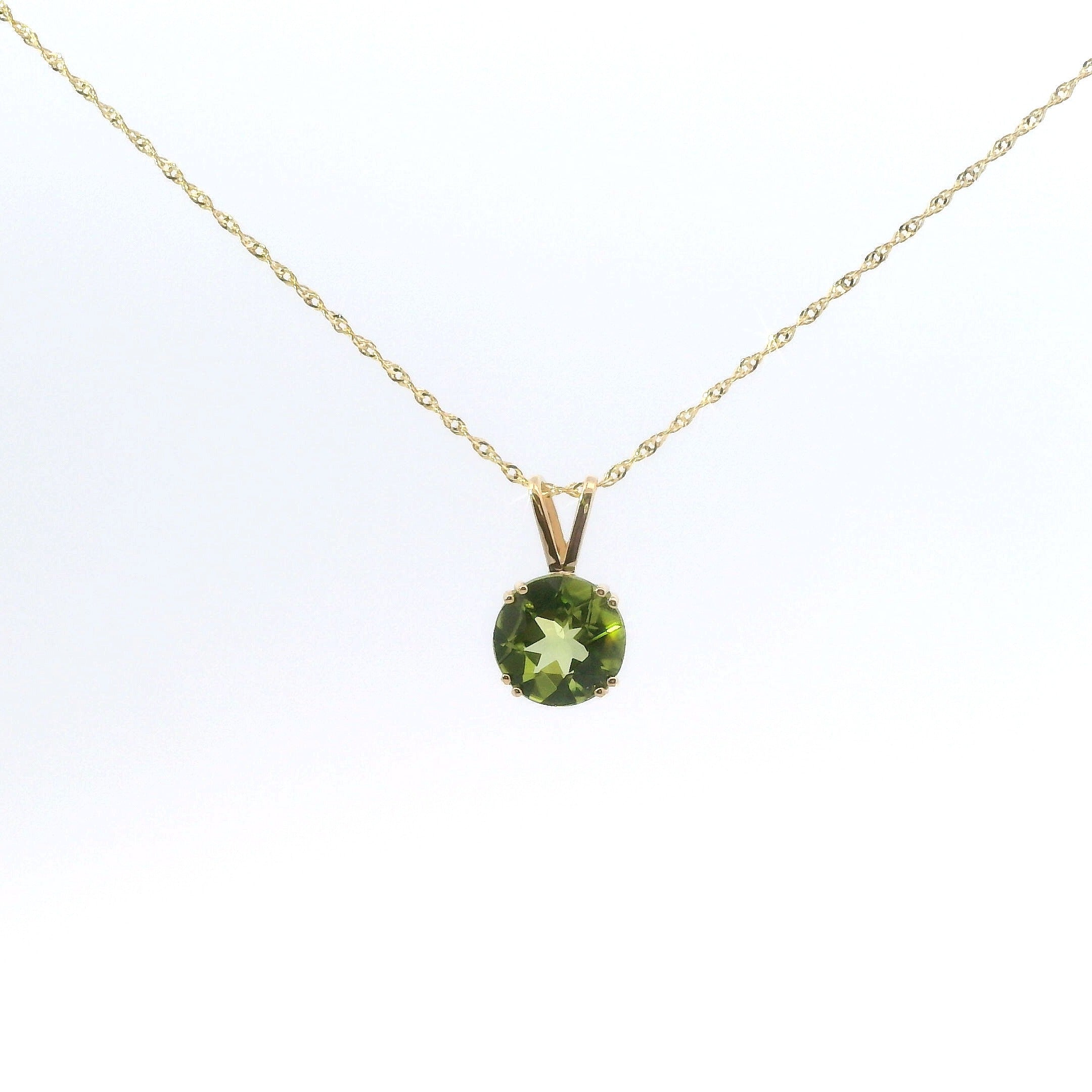 14K Yellow Gold 2 CT Peridot Pendant Necklace