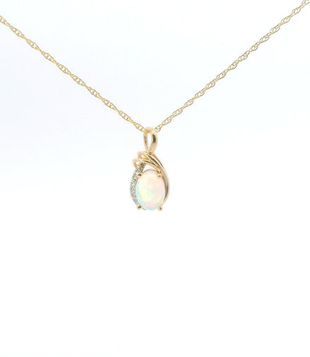 14K Yellow Gold Diamond And Ethiopian Opal Oval Pendant Necklace