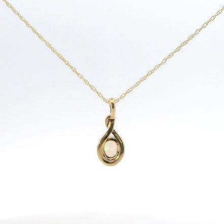 14K Yellow Gold Diamond And Ethiopian Opal Oval Pendant Necklace