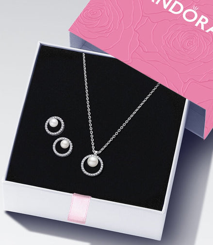 Pandora Essence Pearl & Halo Jewelry Set