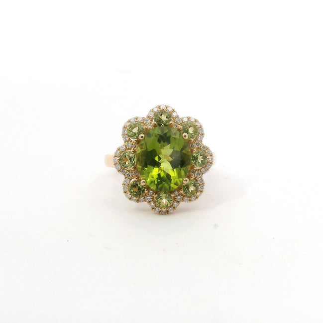14K Yellow Gold Diamond And Peridot Flower Shaped Fashion Ring