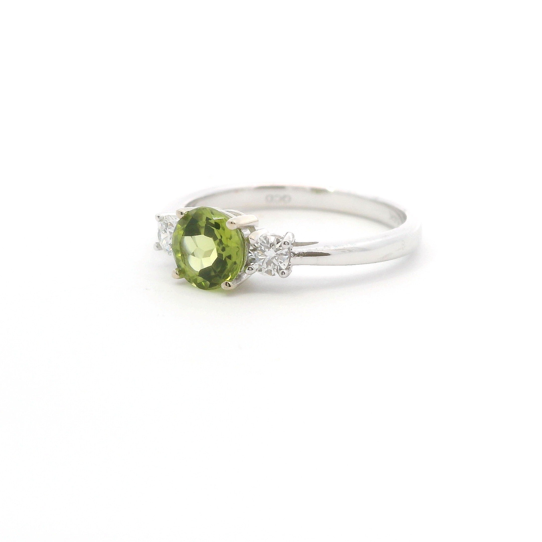14K White Gold Diamond & Peridot Round Fashion Ring