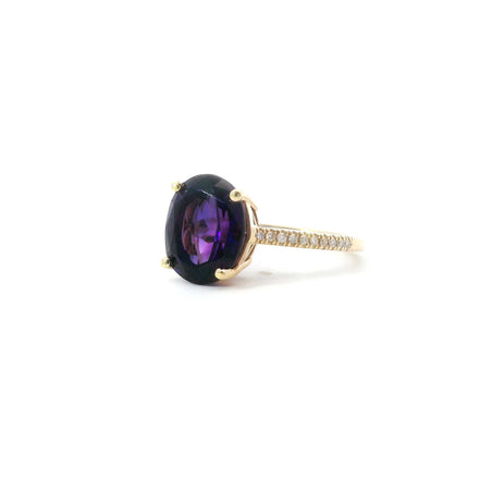 14K Yellow Gold Diamond And Amethyst Oval Fashion Ring