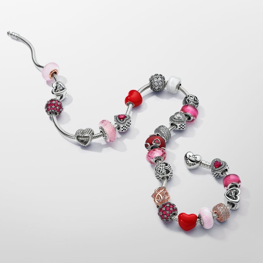 Pandora Moments Sparkling Pavé Round Pink Charm