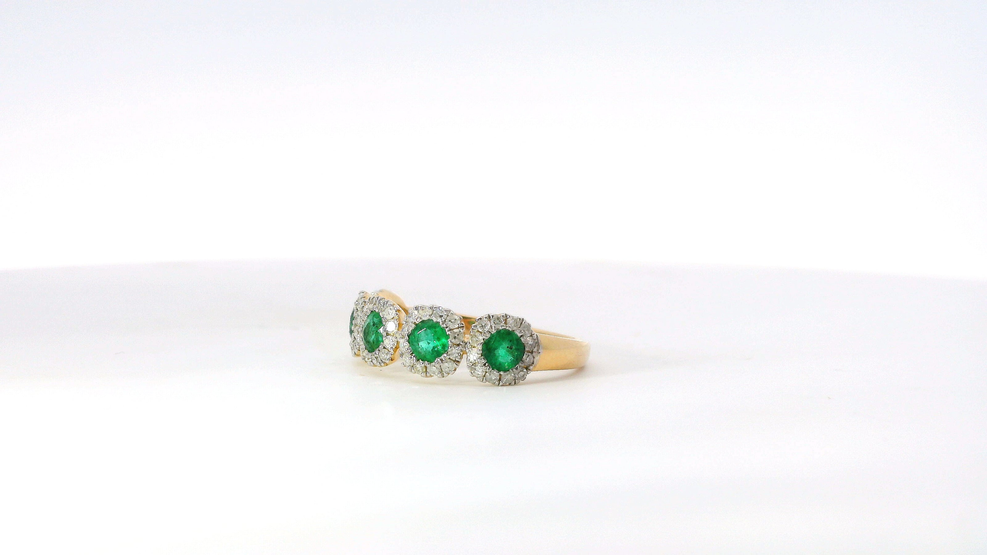 14K Yellow Gold Diamond and Vibrant Emerald Fashion Ring