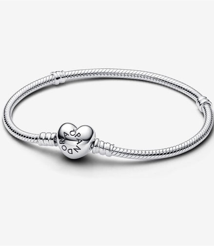 Pandora Moments Heart Clasp Snake Chain Bracelet Size 18