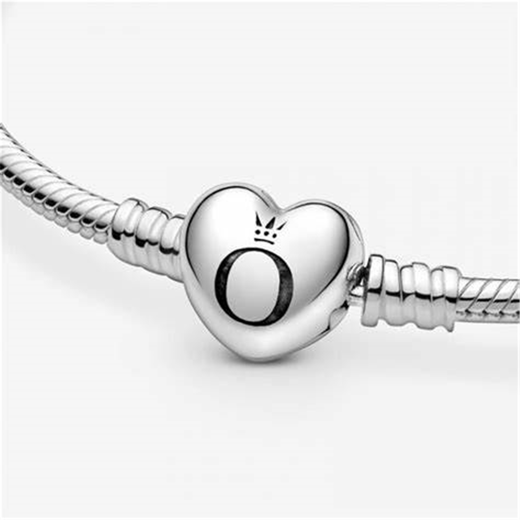 Pandora Moments Heart Clasp Snake Chain Bracelet Size 16