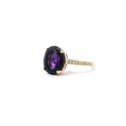 14K Yellow Gold Diamond And Amethyst Oval Fashion Ring
