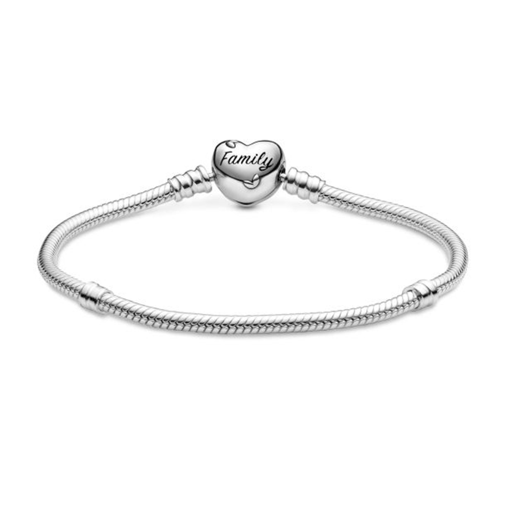 Pandora Moments Family Tree Heart Clasp Bracelet Size 16