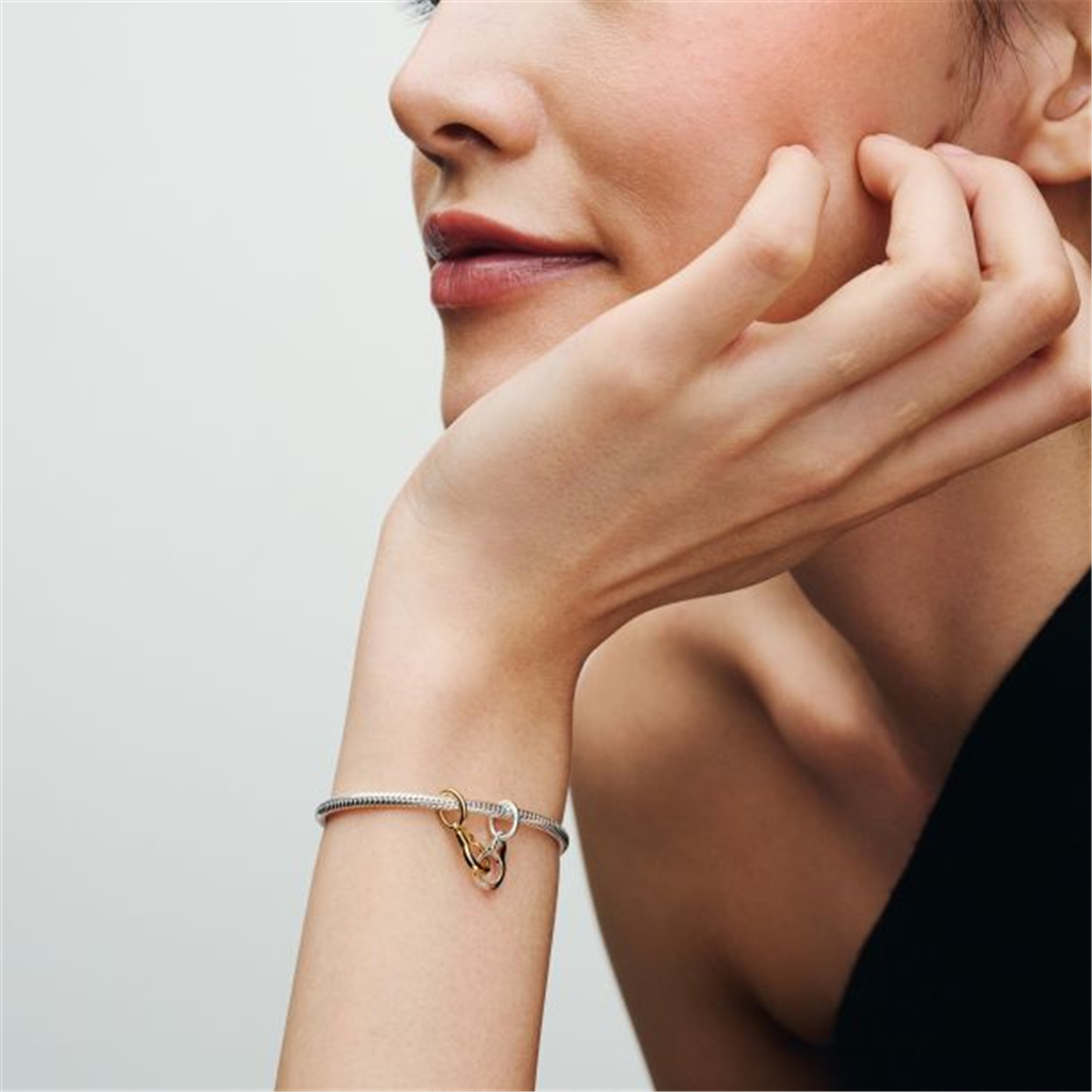 Pandora ME/Moments  Openable & Splitable Handcuffs Gold-Plated Dangle Charm