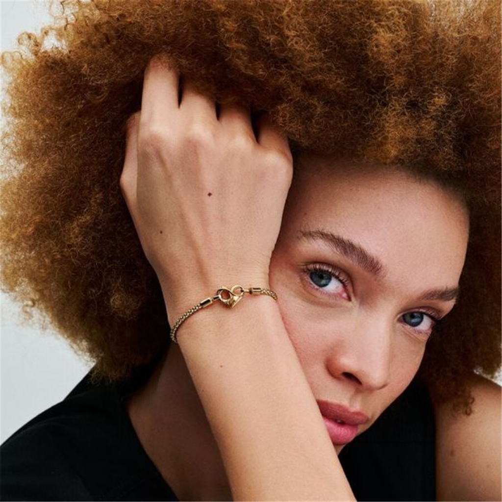 Pandora Moments Studded Chain Bracelet Size 16