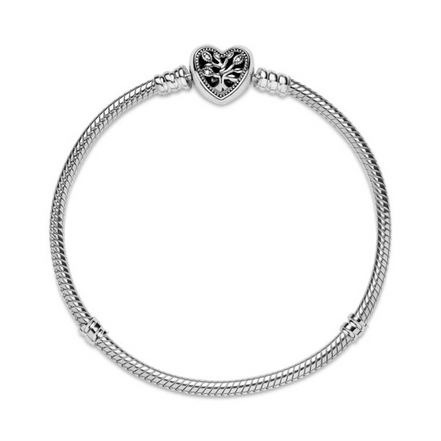 Pandora Moments Family Tree Heart Clasp Snake Charm Bracelet Size 16