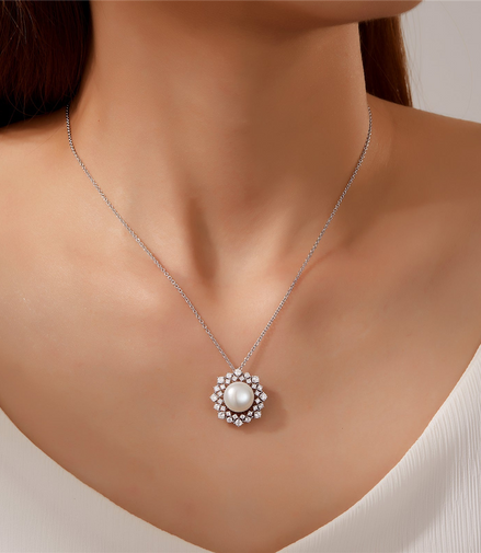 Cultured Freshwater Pearl Necklace