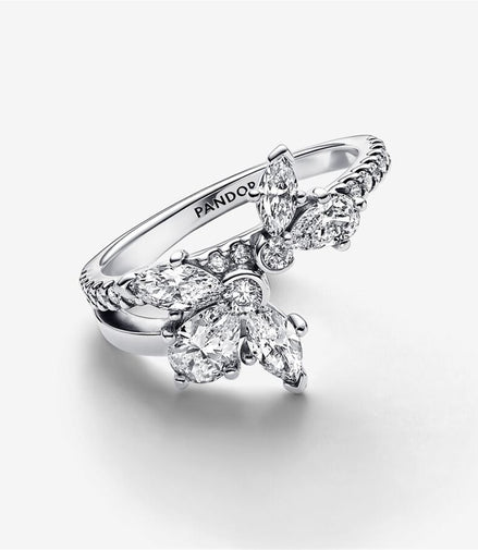 Pandora Timeless Sparkling Asymmetrical Herbarium Cluster Ring Size 8.5