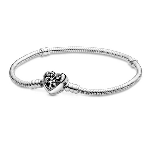 Pandora Moments Family Tree Heart Clasp Bracelet Size 21