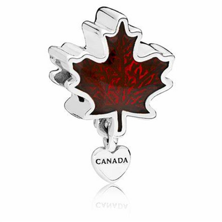 Pandora Moments Canada Red Maple Leaf Charm