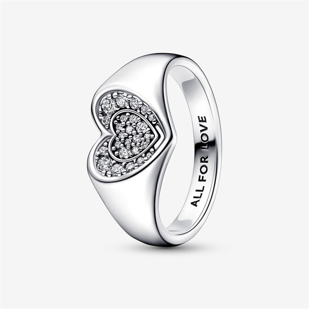 Pandora Moments Radiant Heart Pavé Signet Ring Size 6